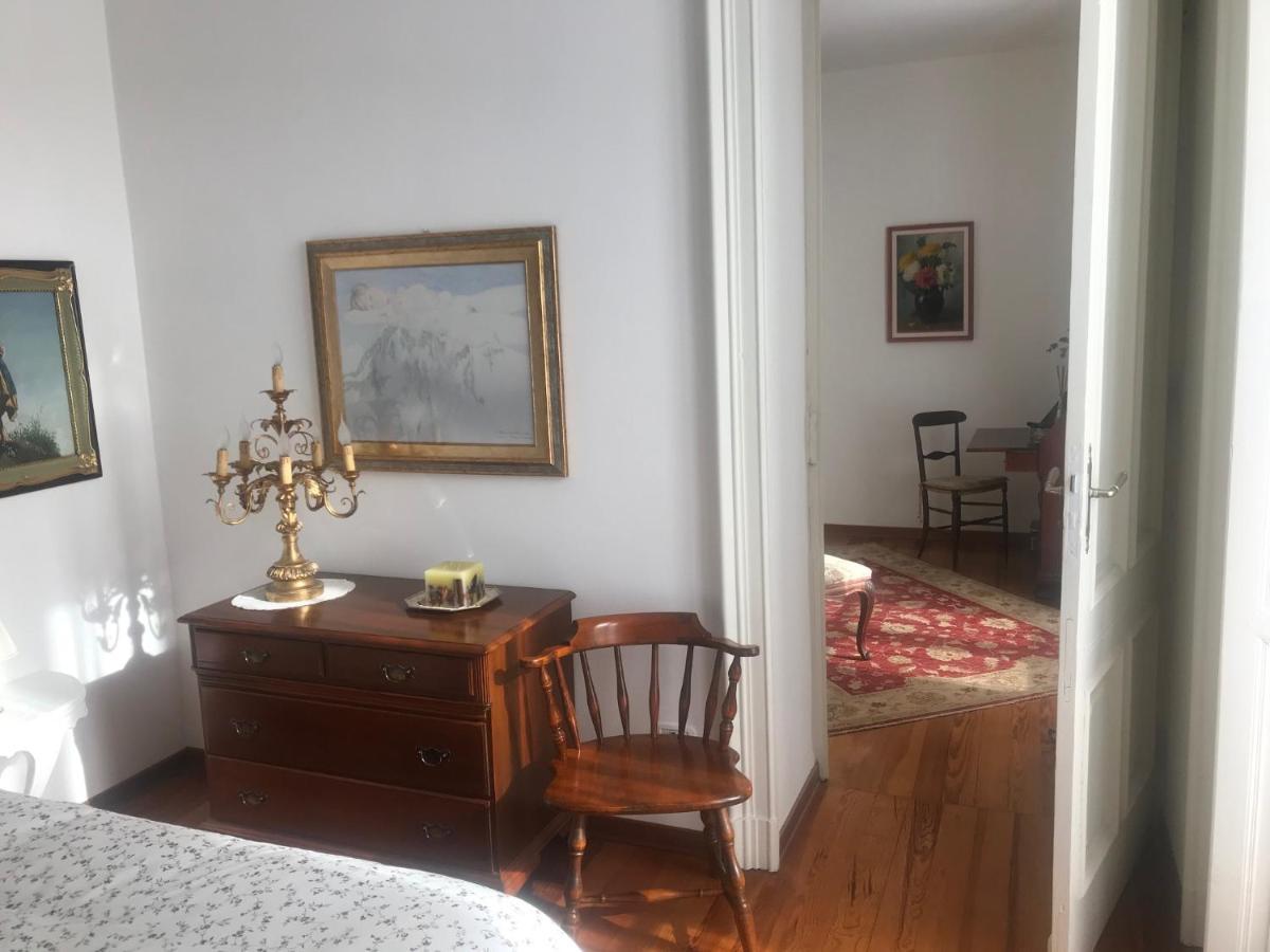 A Due Passi Dal Duomo Hotel Биела Екстериор снимка